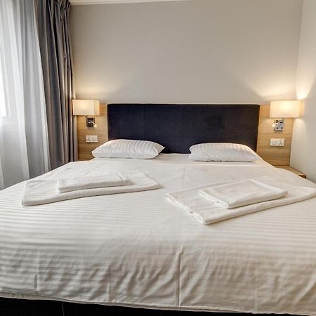 Hotel Dobosz Полице Екстериор снимка