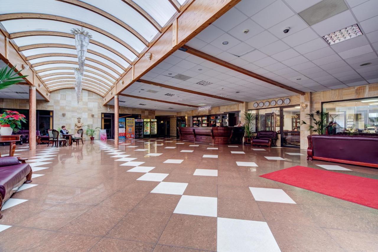Hotel Dobosz Полице Екстериор снимка