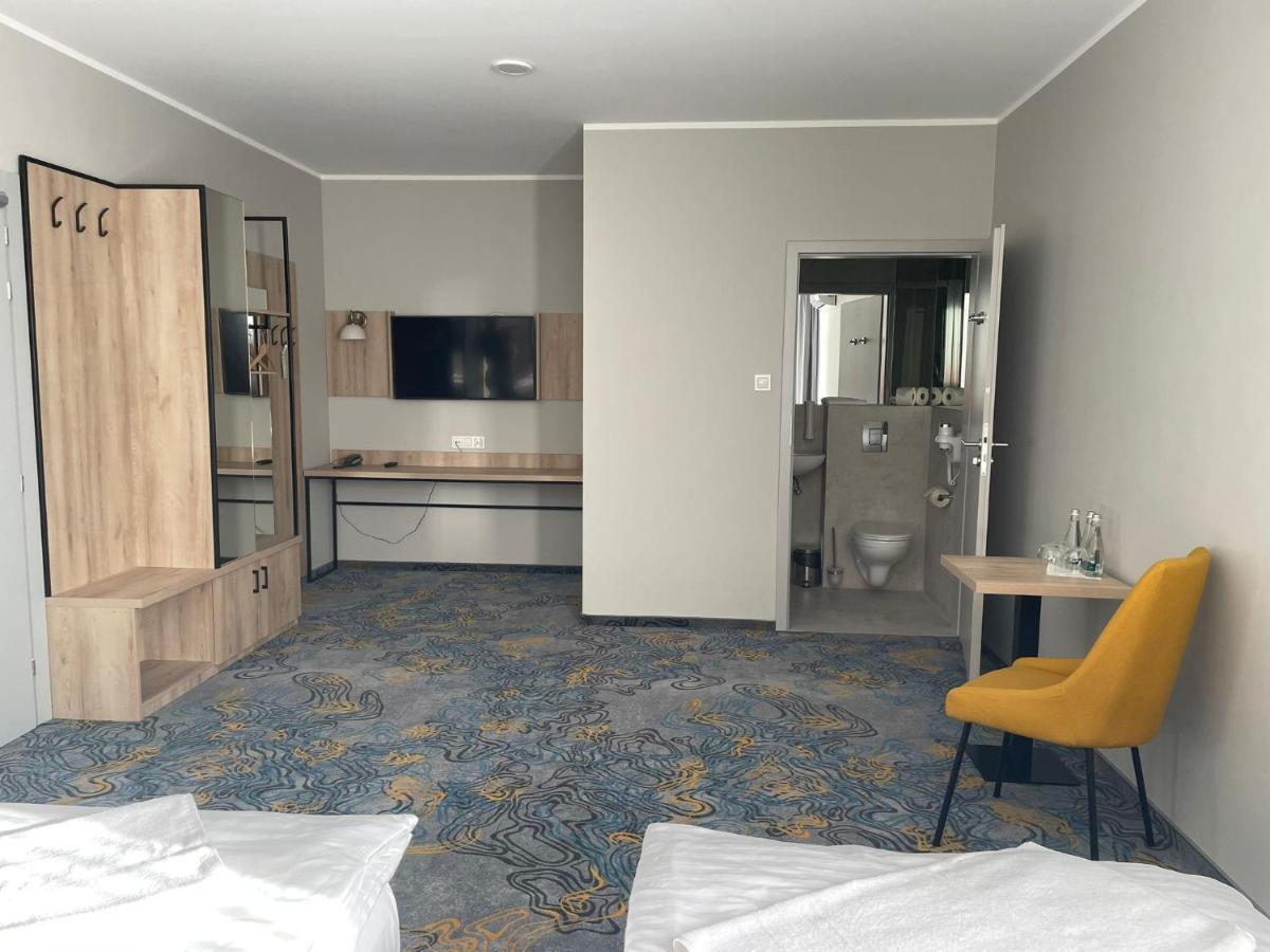 Hotel Dobosz Полице Екстериор снимка
