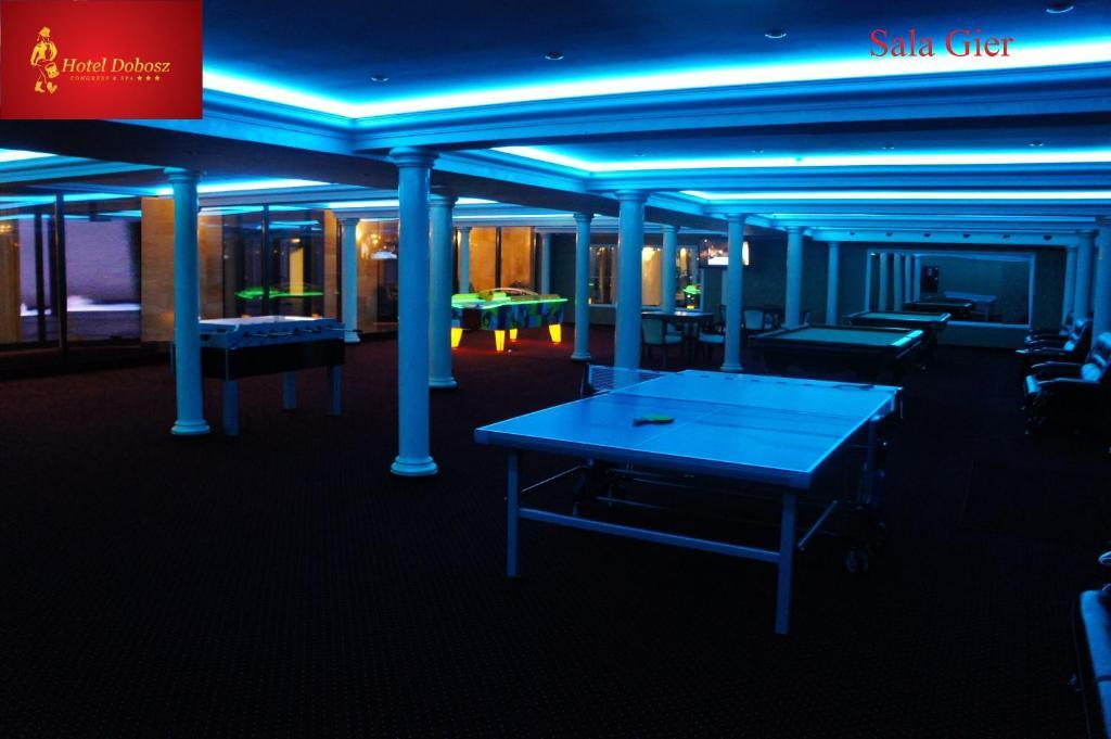 Hotel Dobosz Полице Екстериор снимка