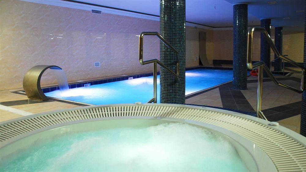 Hotel Dobosz Полице Екстериор снимка