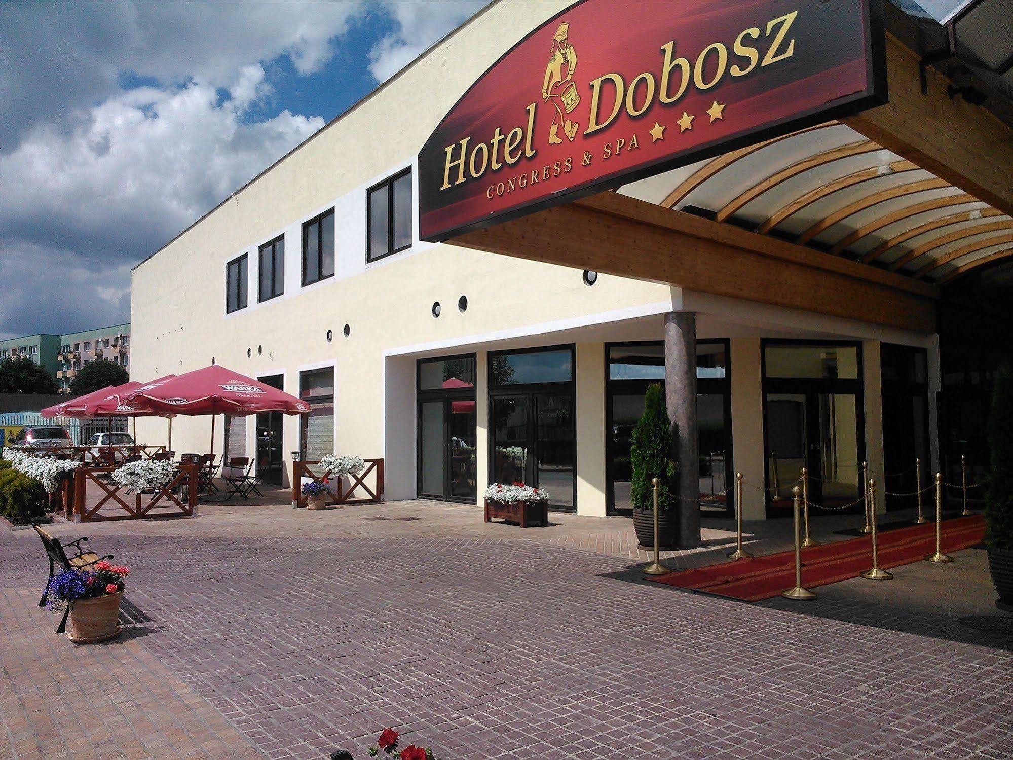 Hotel Dobosz Полице Екстериор снимка